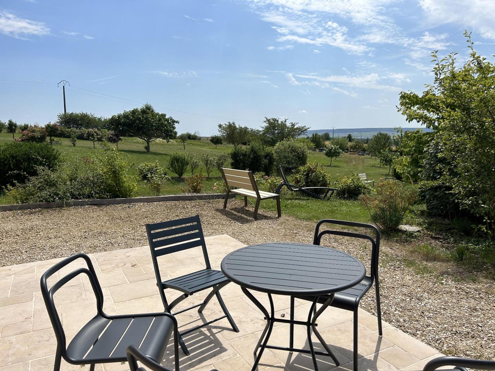 Villa Le Charme Cernay-les-Reims Exterior foto